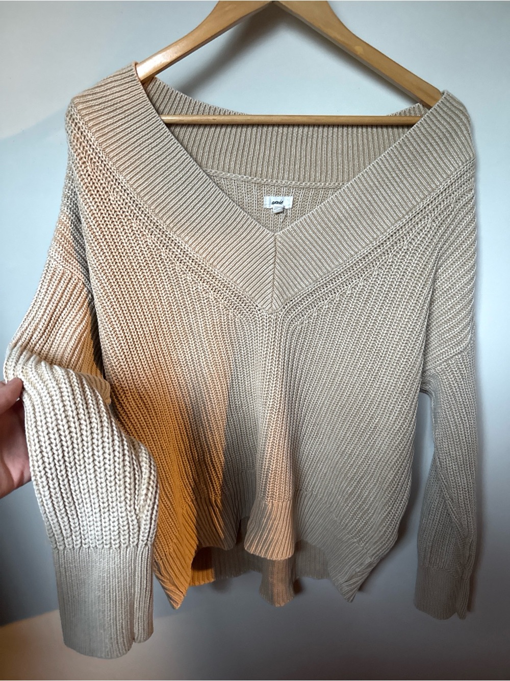 Aerie Oversized Beige V-Neck Chunky Knit Sweater